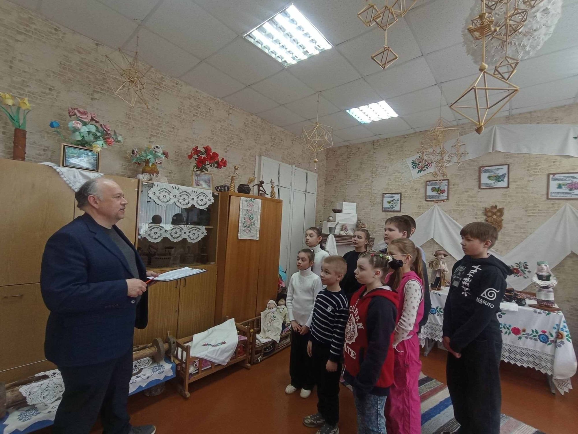 Тэматычная экскурсія ў школьны "Музей Рушніка" пад назвай "Памятаем