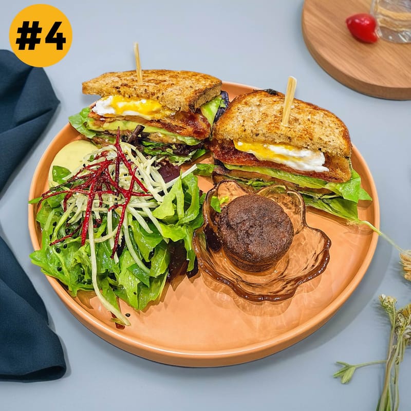 #4. Sweet baked Bacon BLT