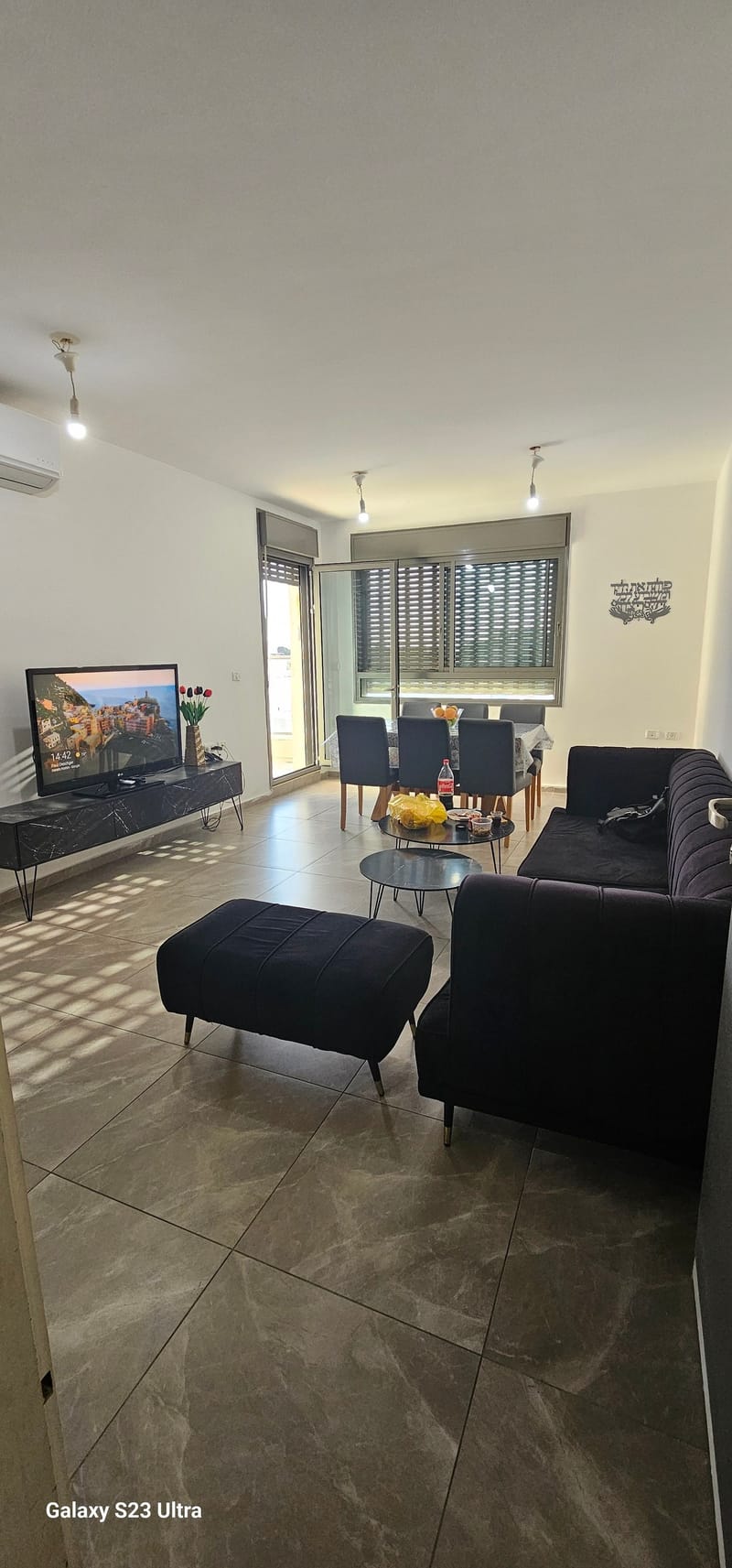 למכירה דירת 4 חדרים בשכונת המחנה 