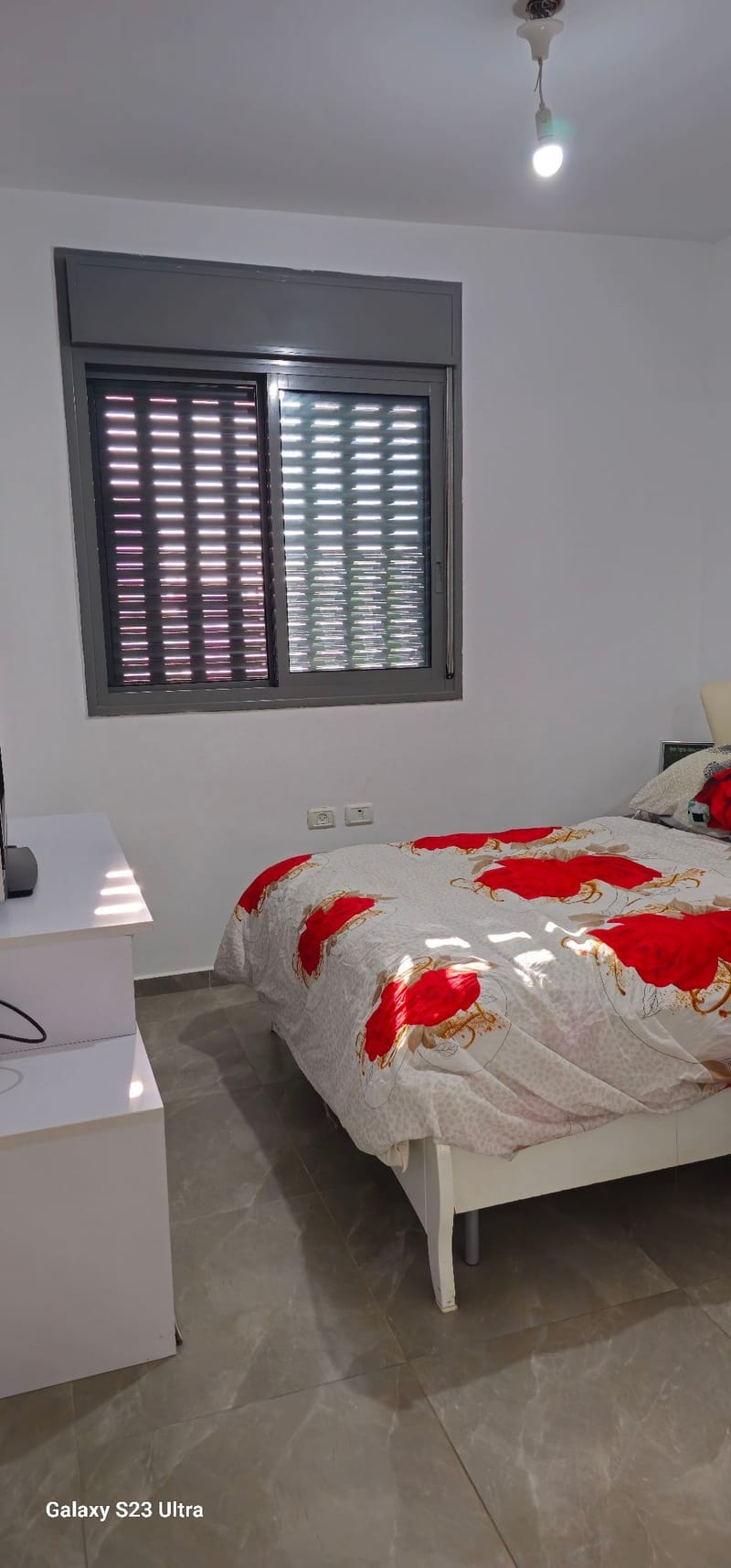 למכירה דירת 4 חדרים בשכונת המחנה 