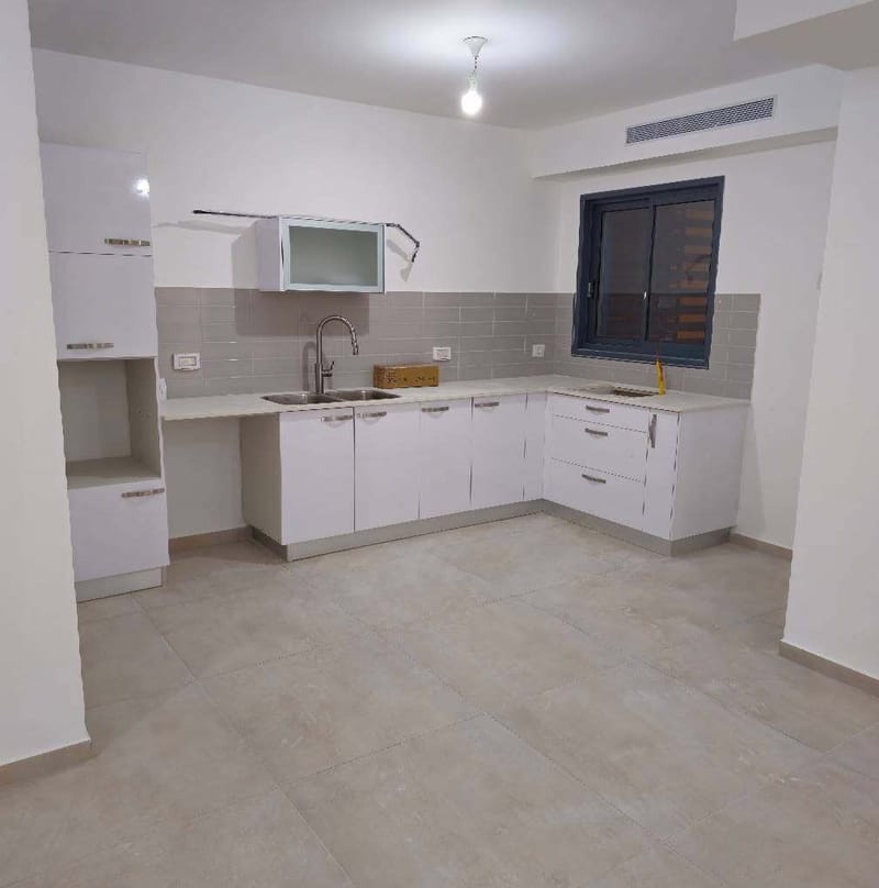 להשכרה דירת 5 חדרים 132 מטר במחיר 4800 ₪