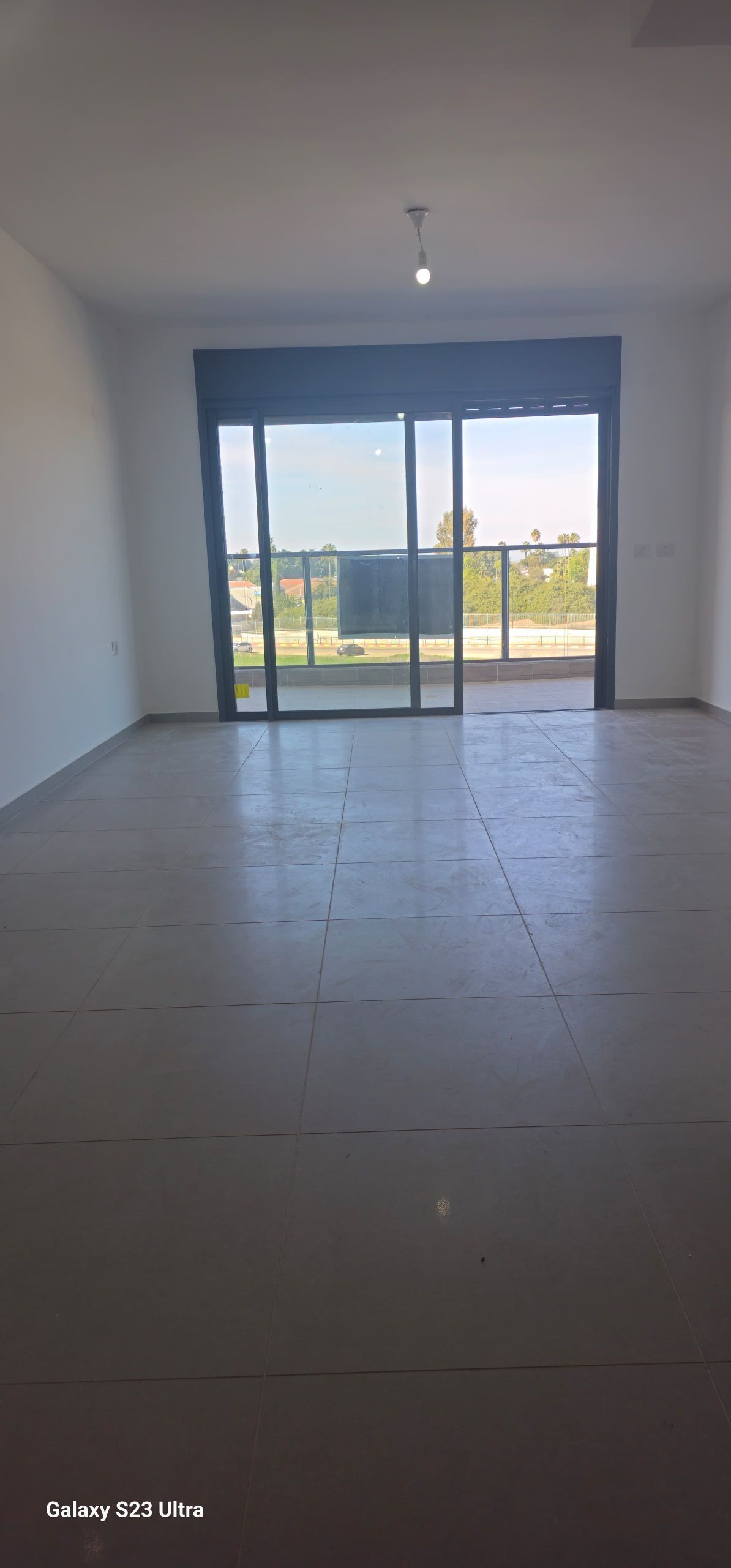 For rent in the Carmi Hanadiv neighborhood, 3-room apartment