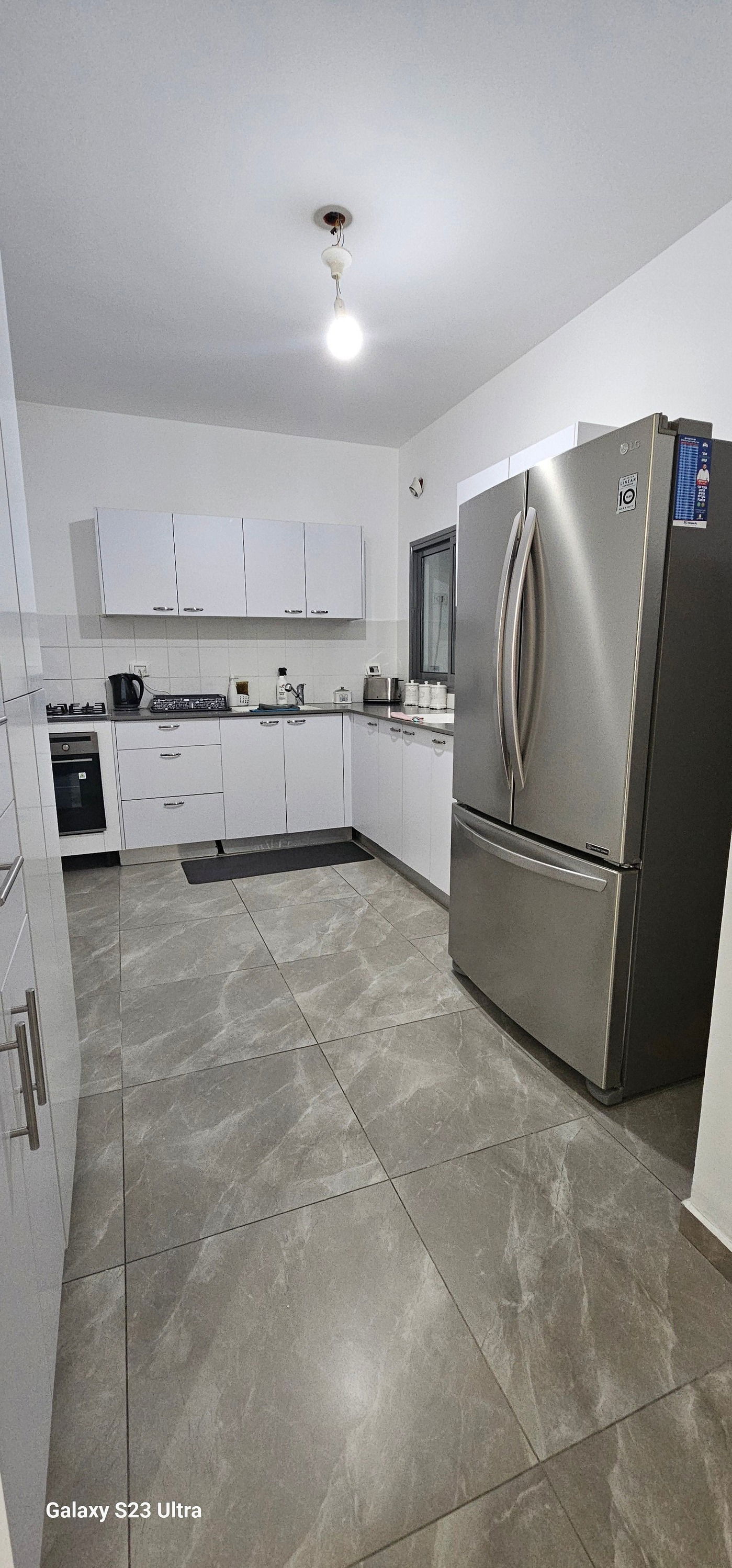 For sale 4-room apartment in the Hamahan neighborhood