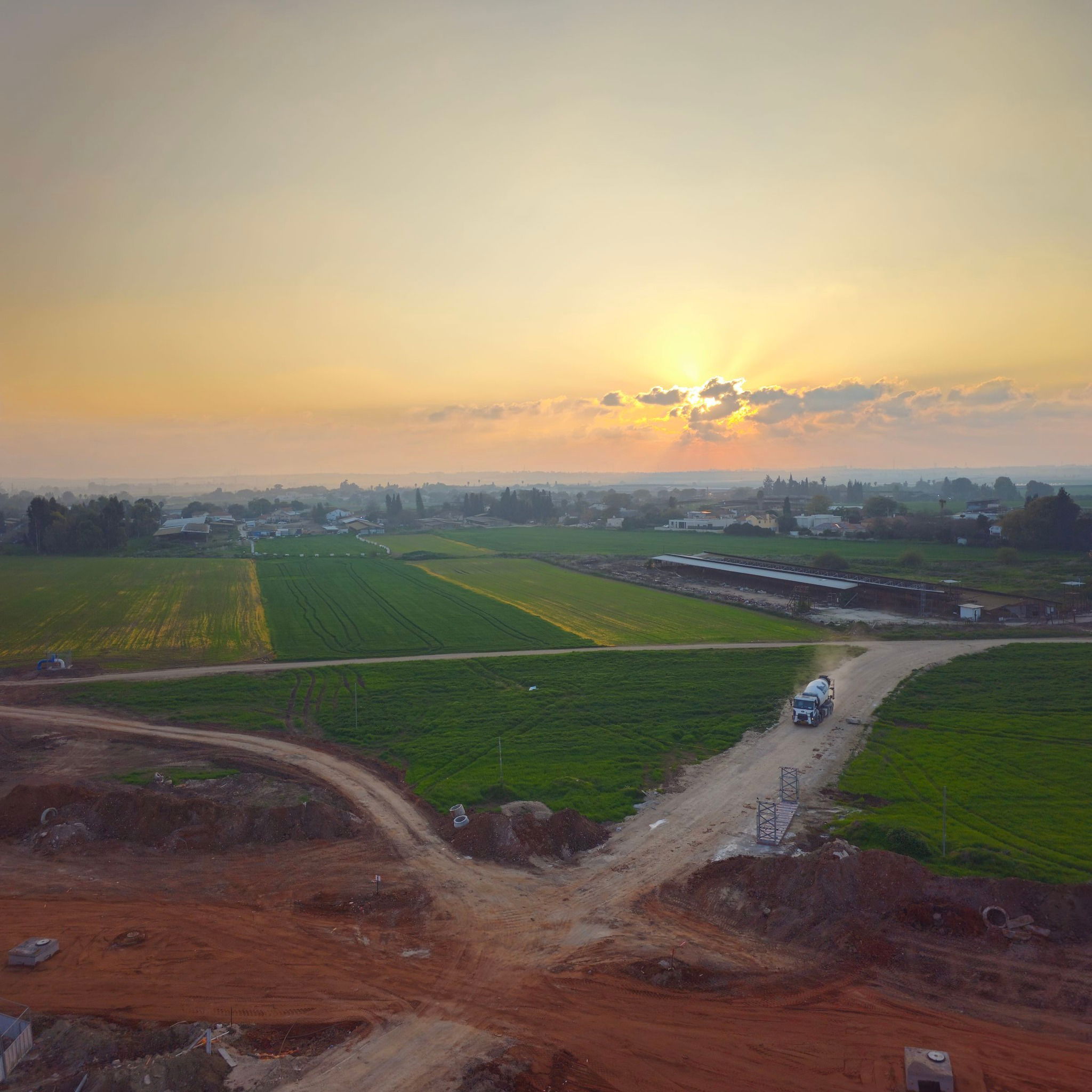 For rent 4-room apartment in the Carmi Hanadiv neighborhood, 7th floor, price 4500 NIS