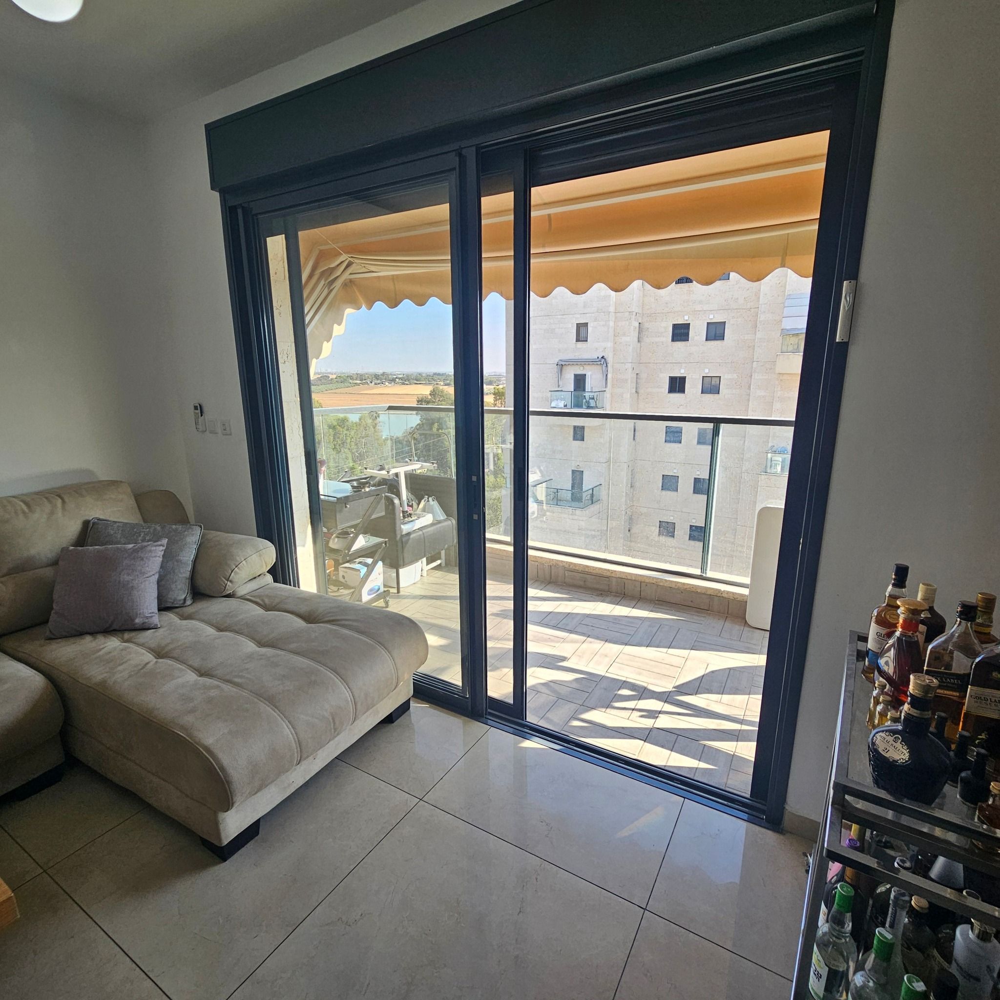 Exclusively for sale, 4-room penthouse, 184 meters, Shimon Peres Street