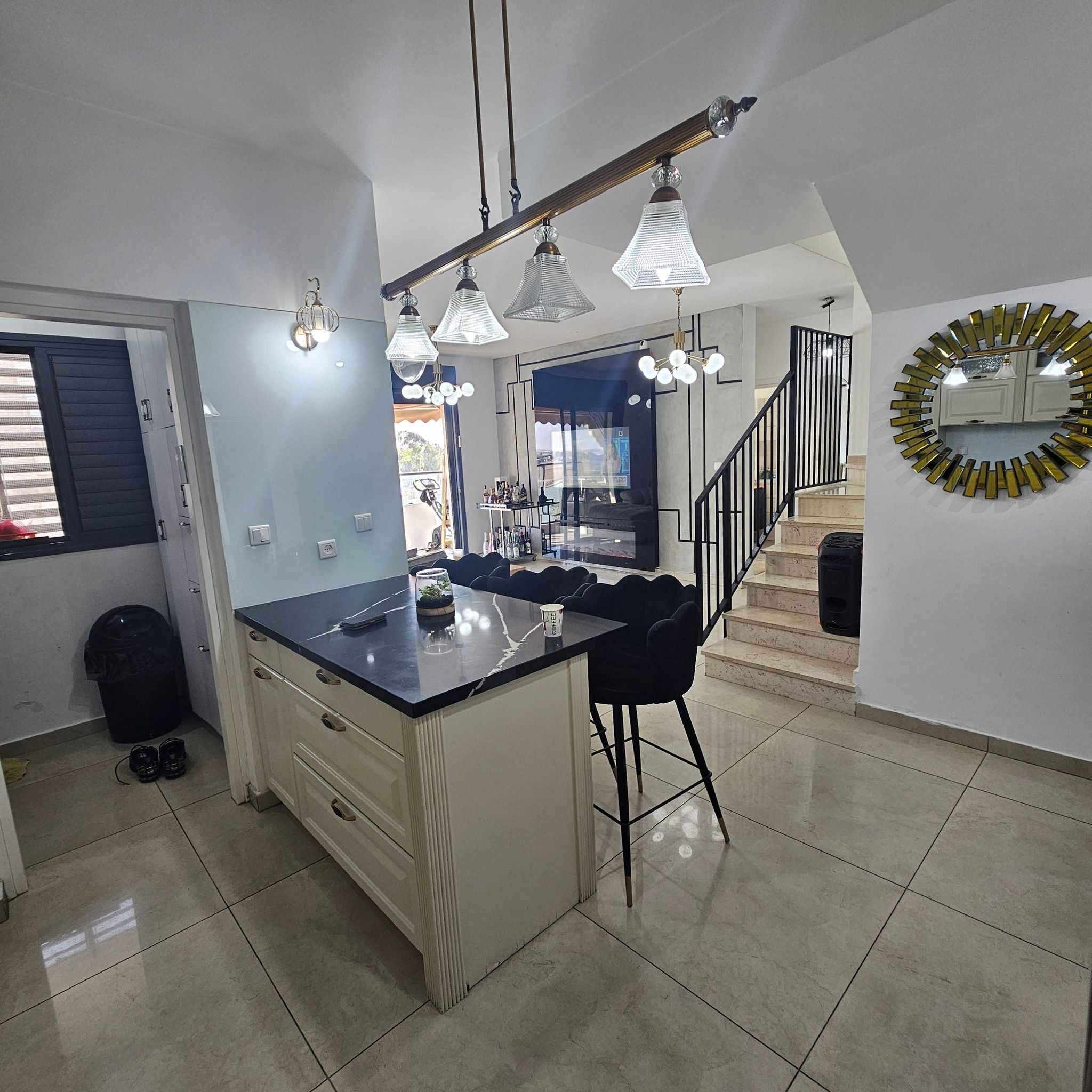 Exclusively for sale, 4-room penthouse, 184 meters, Shimon Peres Street