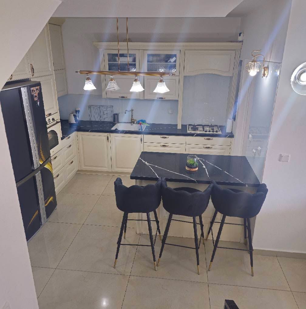 Exclusively for sale, 4-room penthouse, 184 meters, Shimon Peres Street