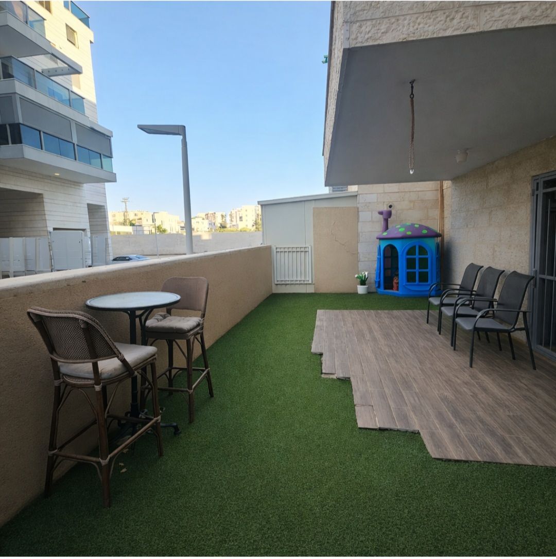 למכירה דירת גן 3 חדרים רחוב הרימון 3 