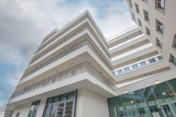 Investimento Estratégico em Alojamentos Estudantis em Florença: Oportunidade para Investidores Brasileiros