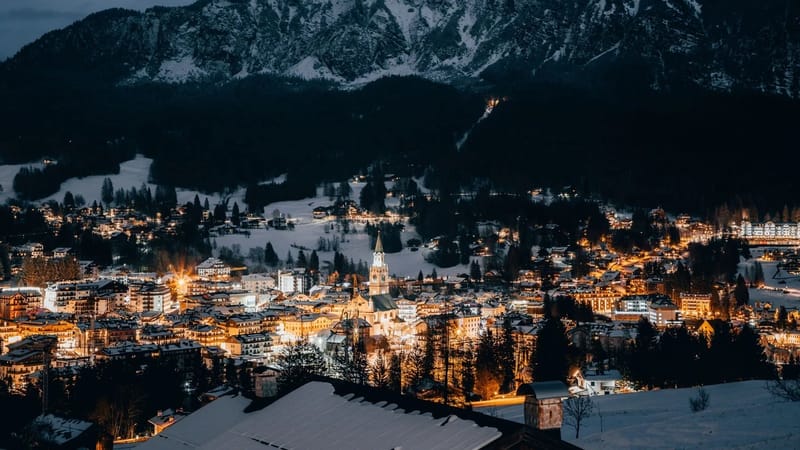 Os 7 Destinos Mais Desejados pelos Super-Ricos para Segundas Casas nas MontanhasLuxo e exclusividade em refúgios de inverno.