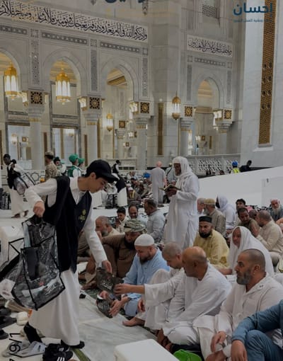 تعليم مكة" يُقدّم 5000 وجبة إفطار صائم يوميًّا لقاصدي بيت الله الحرام في رمضان