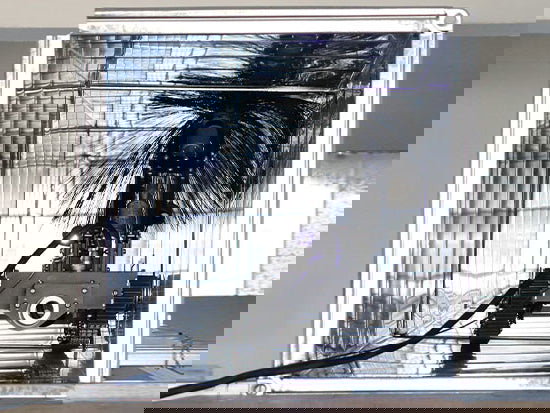 روبوت يستخدم في عملية تنظيف دكت المكيفات بجدة 