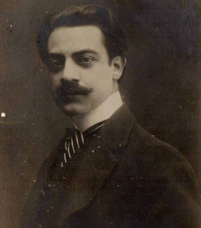 👉 Día de la Cultura Nacional.