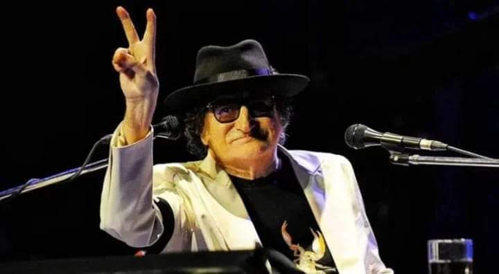 👉 Charly García se prepara para la salida de “La lógica del escorpión”.