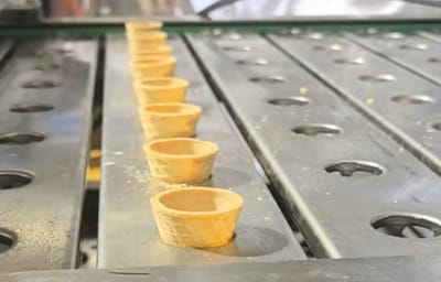 Why Soft Grippers Outperform Vacuum Cups in Ice Cream Cone Handling (Ø31.5 mm)
