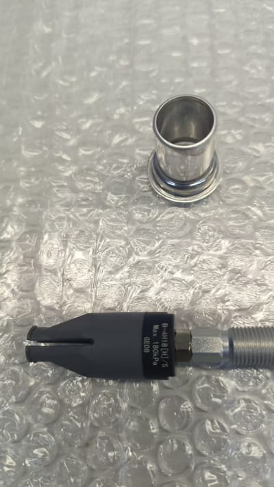 Soft Robotic Gripper Internal Expansion Solution for Oil-Coated Metal Cylinder Handling: Solving Oil Contamination, Slipping, and Surface Damage in Automation