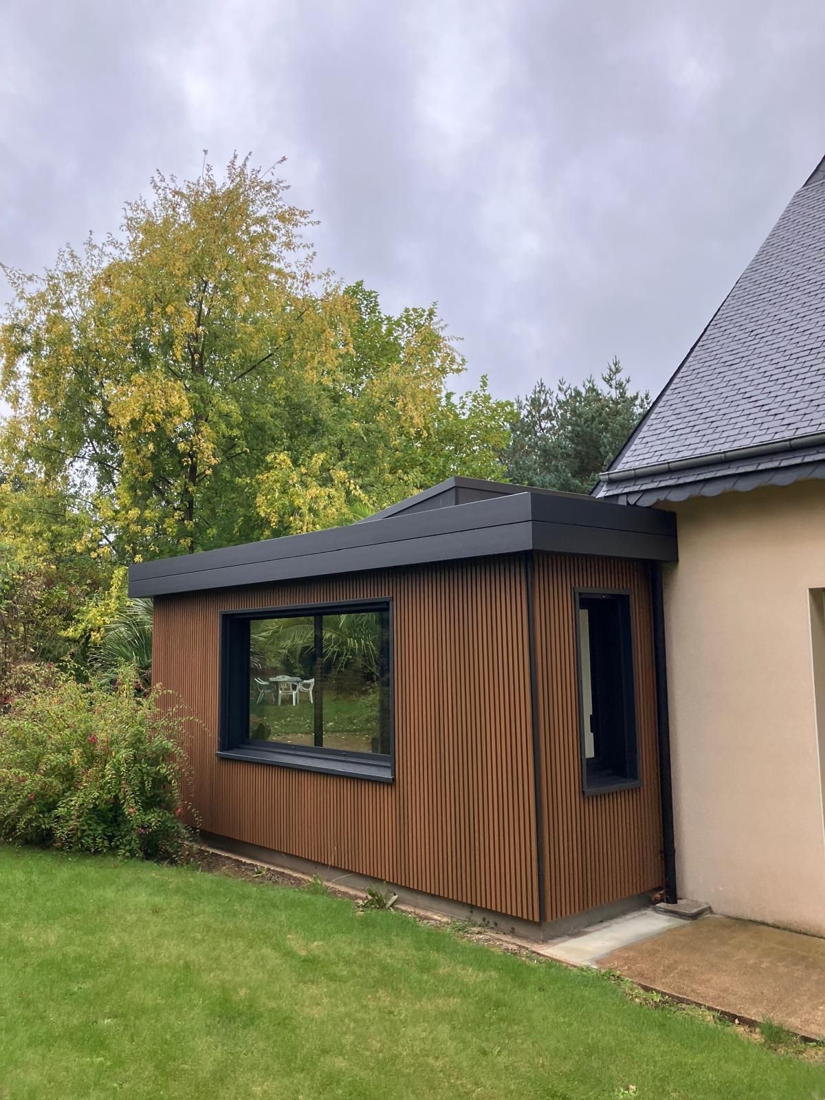 Avant / Après à Goudelin : moderniser en douceur, sans dénaturer la maison