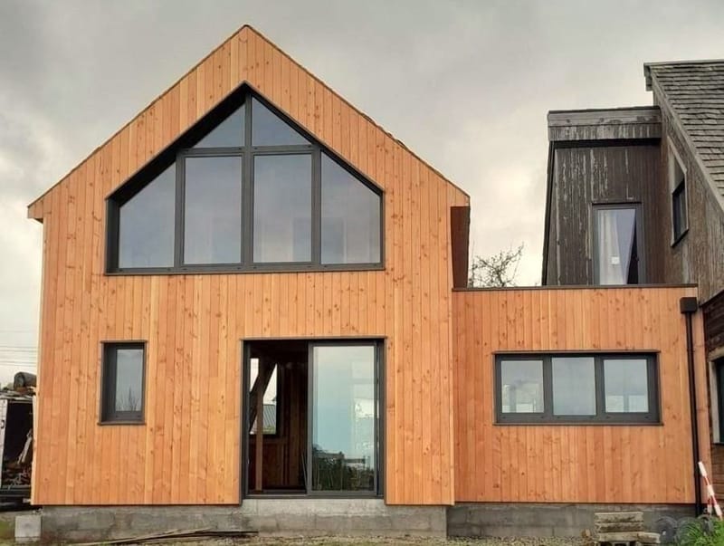 Quels sont les avantages d’une ossature bois pour une extension ?