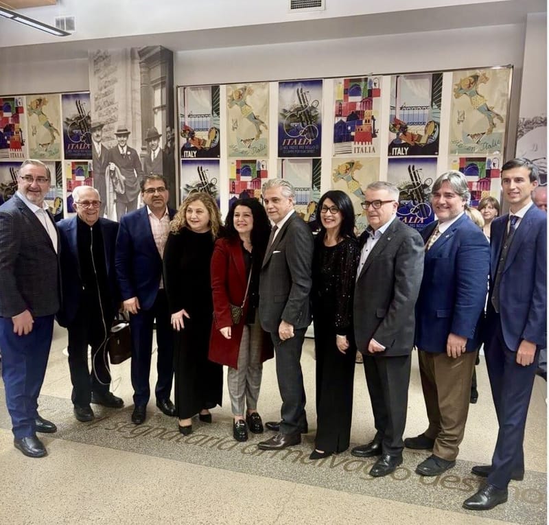 Casa d'Italia Christmas Cocktail (VIDEO)