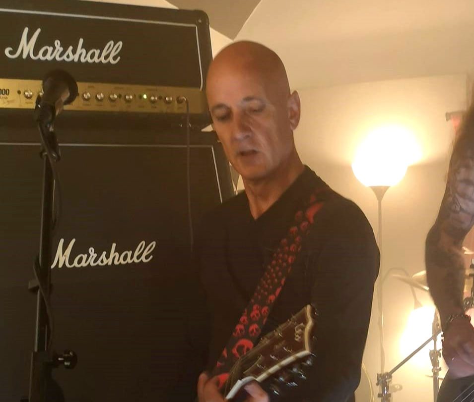 Carl Welburn: Guitar