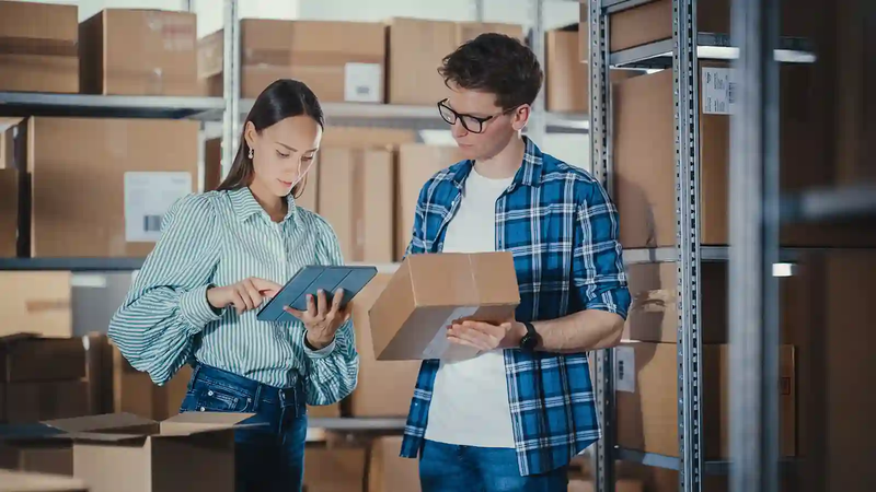 Selling Through a Distributor