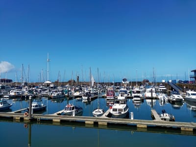 Sea lock maintenance update