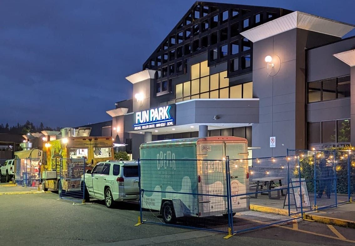 Food Trucks with Fencing