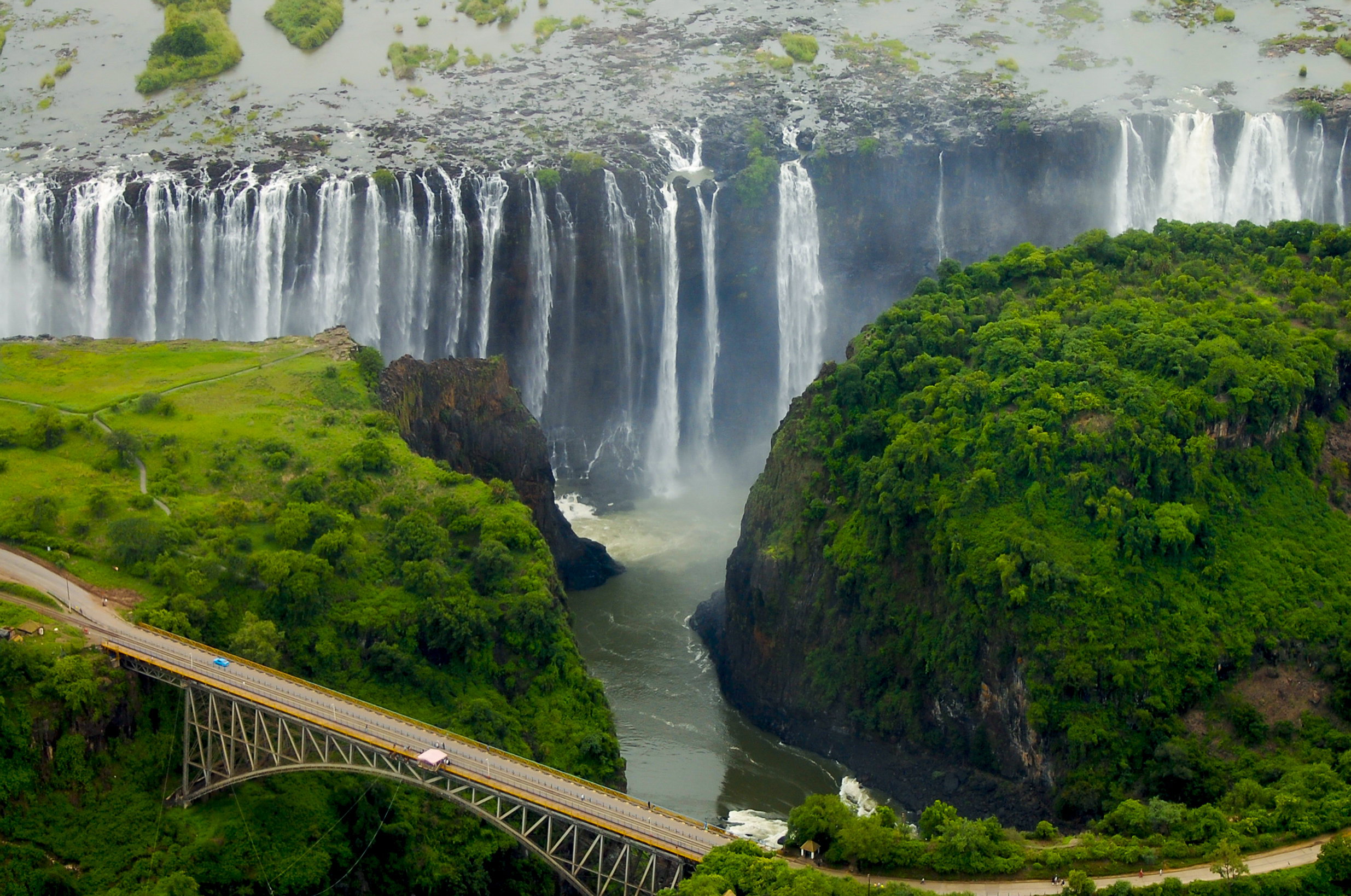 Okavango Delta & Victoria Falls Sojourn