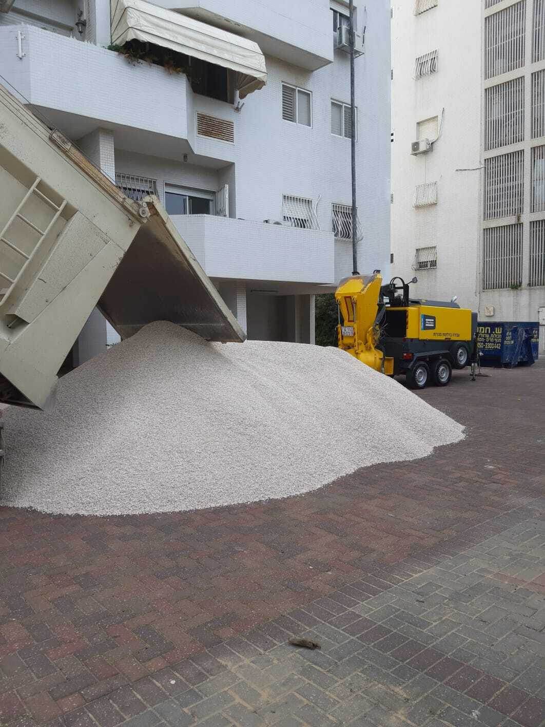משאית סומסום, מחיר משאית סומסום