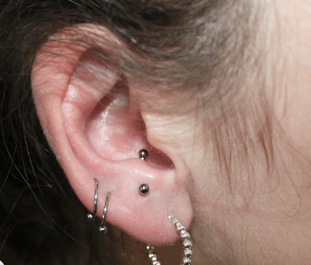 Piercing snug