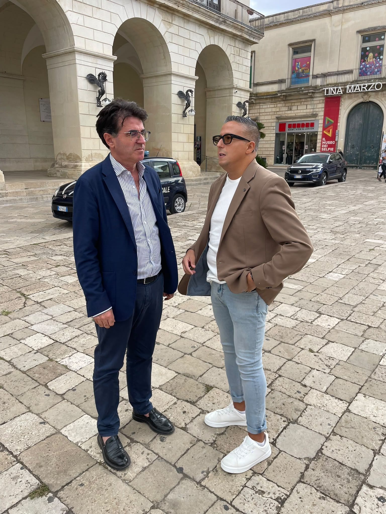 Dialogalmente con Ernesto Toma: Maglie tra le maglie della Storia e la visione di una comunità