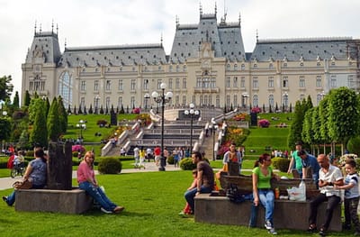 罗马尼亚留学：欧洲环境安全舒适的本科/硕士之路