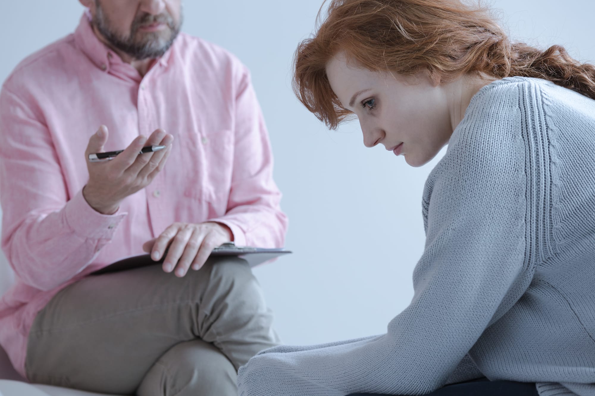 תפסתי את הבת שלי מאוננת - אני בהלם!