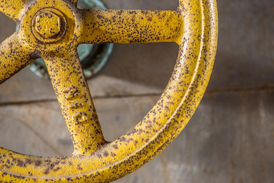 Cordless vs Manual Valve Actuation: A Guide for Engineers