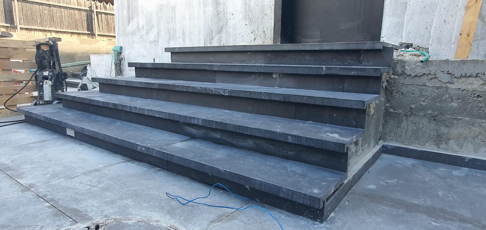 ביצוע דו משפחתי בבבאר יעקב שלד עד מפתח