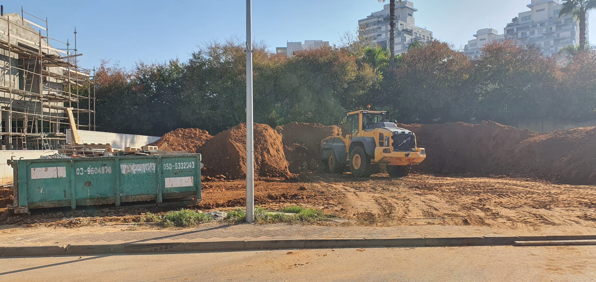 בנית שלד בית דו משפחתי ברעננה
