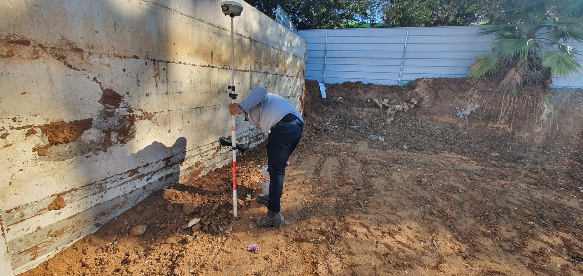 בנית שלד בית דו משפחתי ברעננה