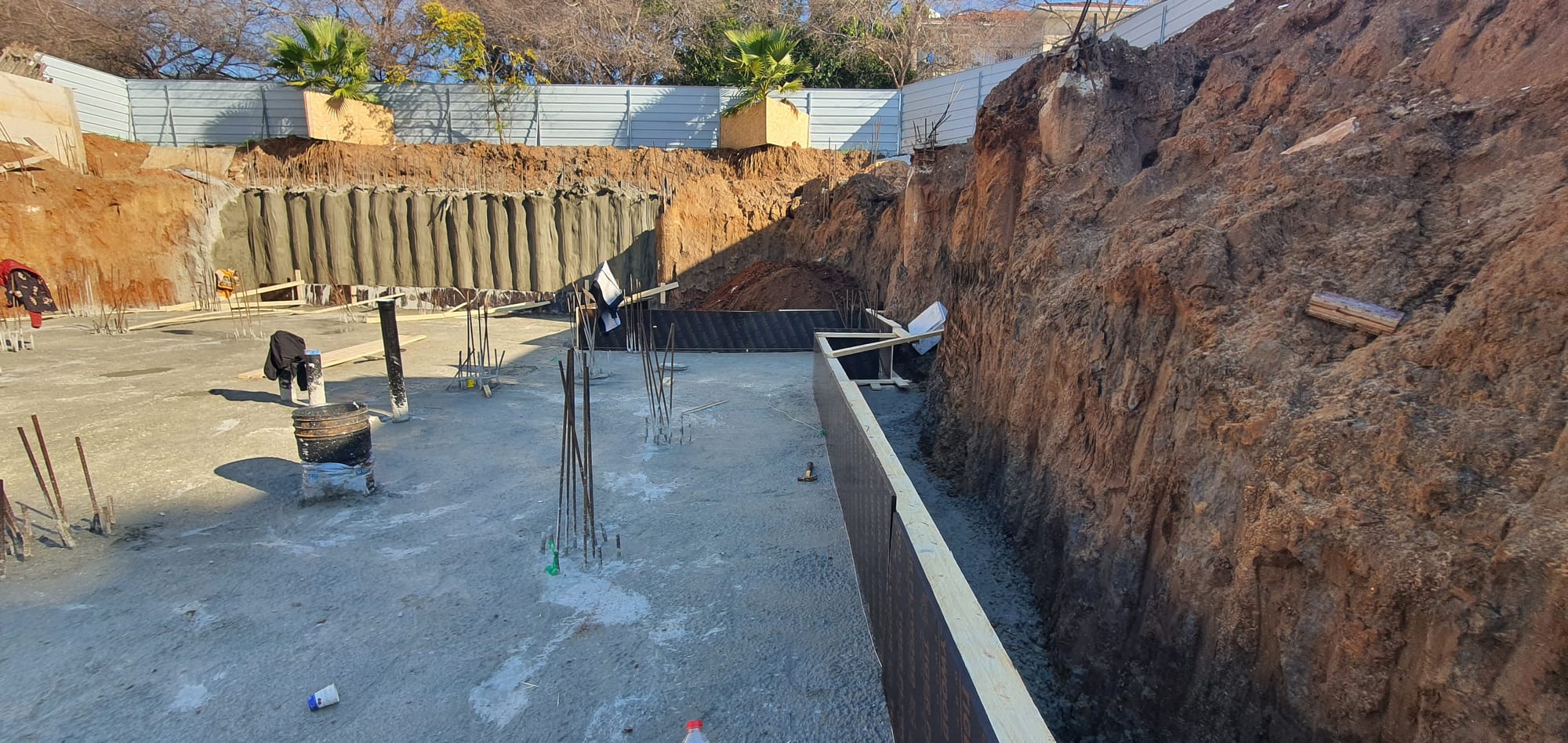 בנית שלד בית דו משפחתי ברעננה