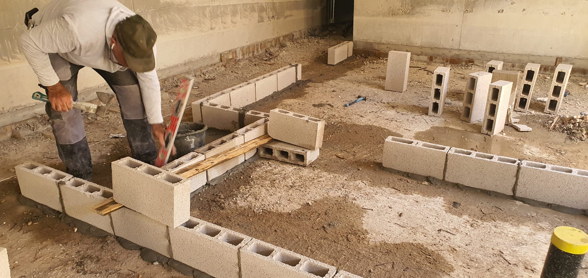 בנית שלד בית דו משפחתי ברעננה