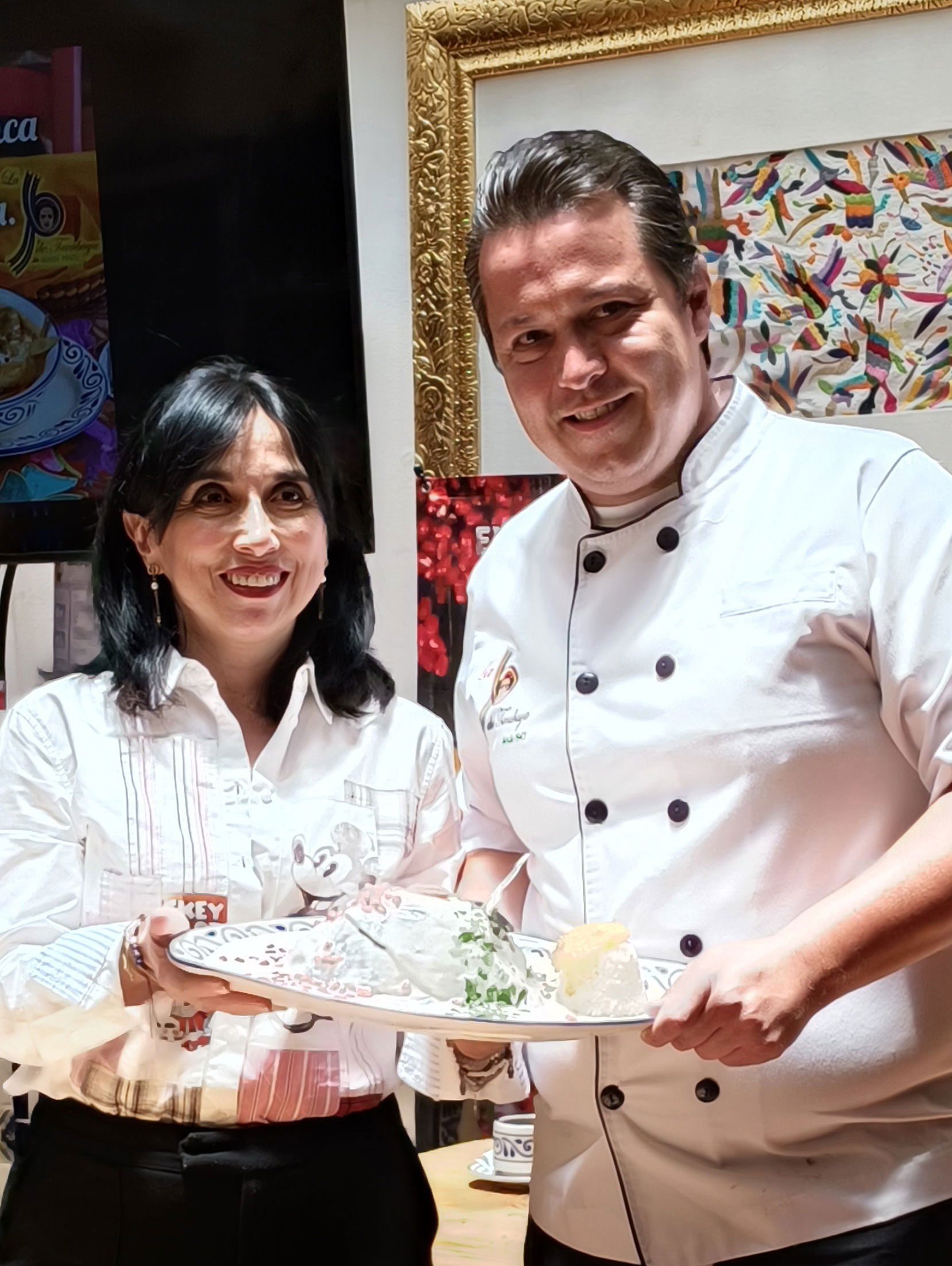 Un restaurante que enaltece la gastronomía mexicana da inicio a la temporada más esperada del año, la temporada de "El chile en nogada"