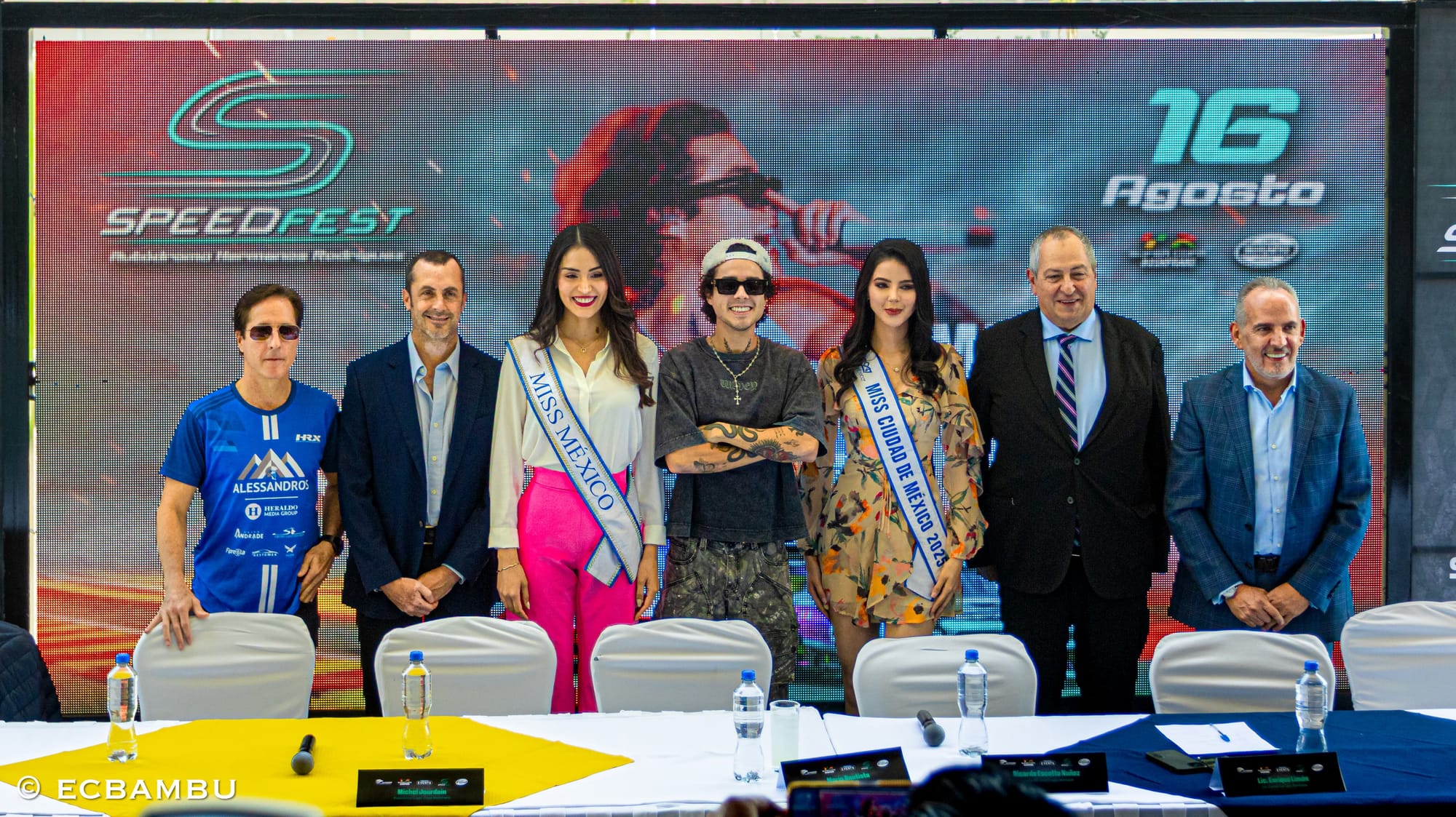 El festival de la velocidad de México regresa para encender la fiesta familiar con autos y gran concierto