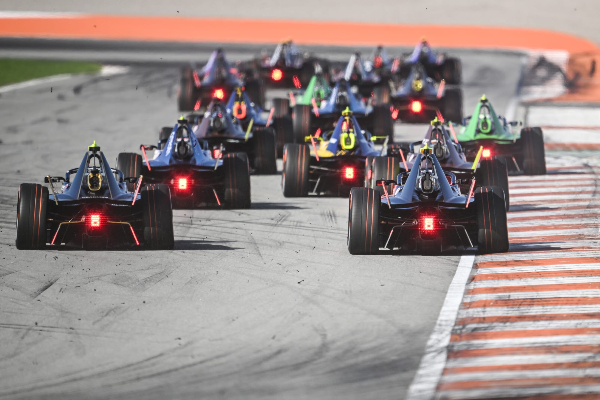 Pruebas de Pretemporada del Campeonato Mundial ABB FIA de Formula E: Mortara marca el mejor tiempo en la sesión final en Valencia