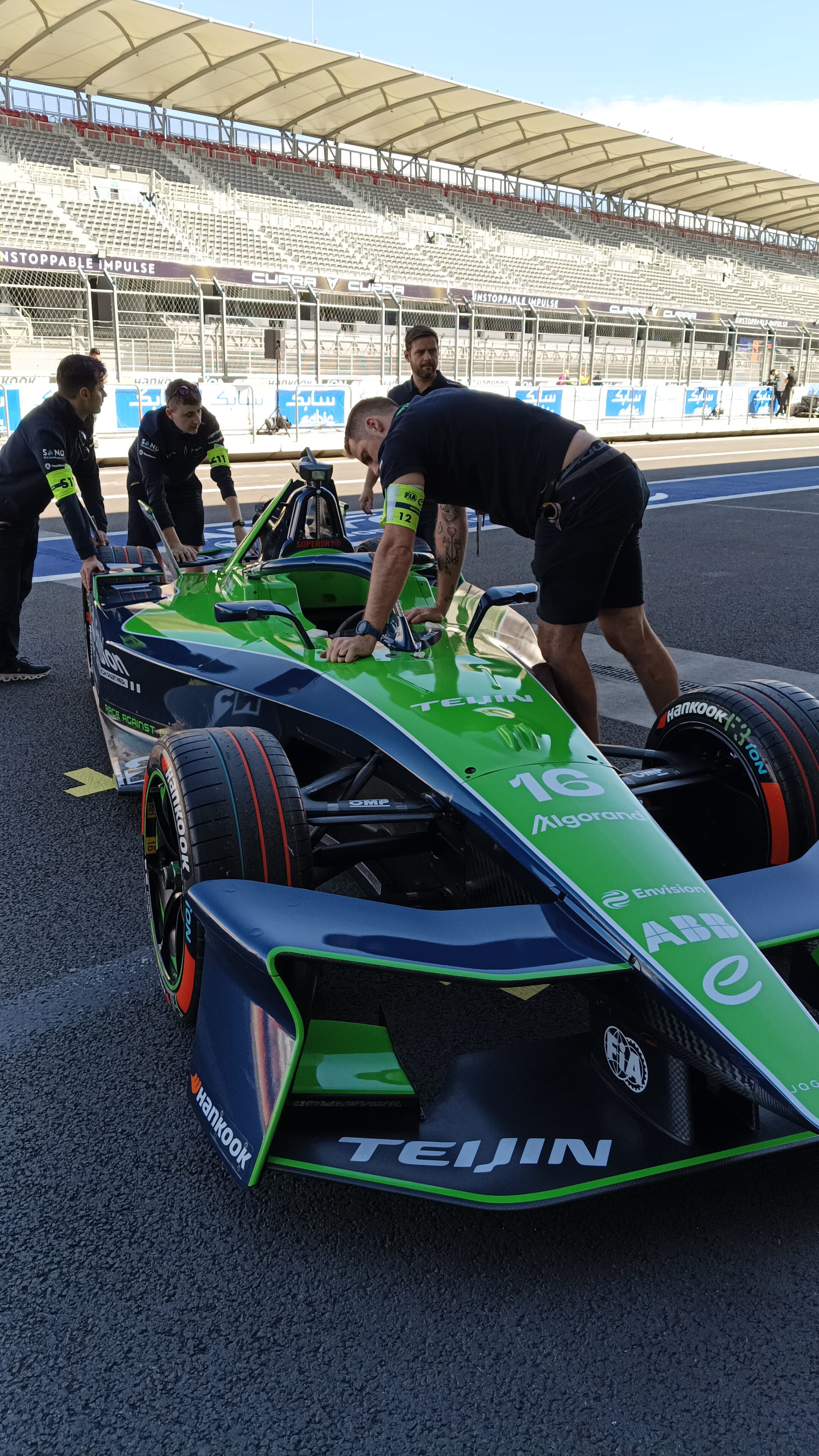 FORMULA E ACELERA SU CRECIMIENTO GLOBAL EN LA TEMPORADA 11 CON CIFRAS RÉCORD DE AUDIENCIA Y FANS