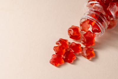 הכנת סוכריות ג'לטין לחיזוק העור, השיער, כלי הדם והאיברים הפנימיים