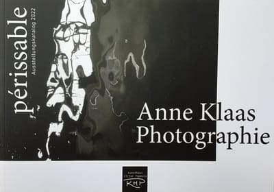 Katalog zur Ausstellung „périssable“