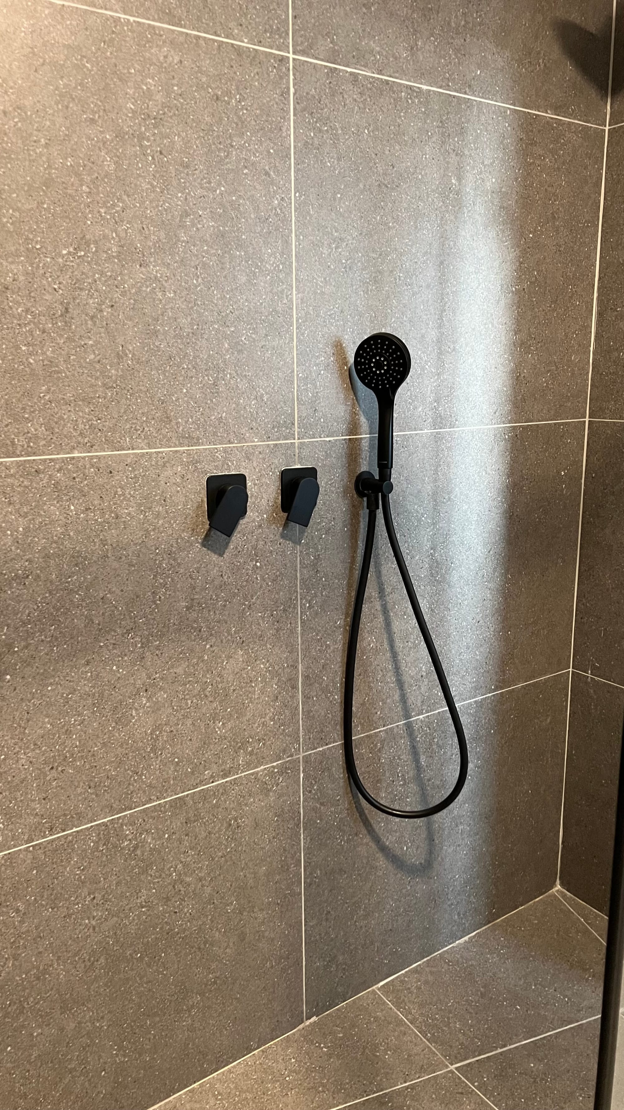 פרוייקט וילה במודיעין שיפוץ פנימי וחיצוני