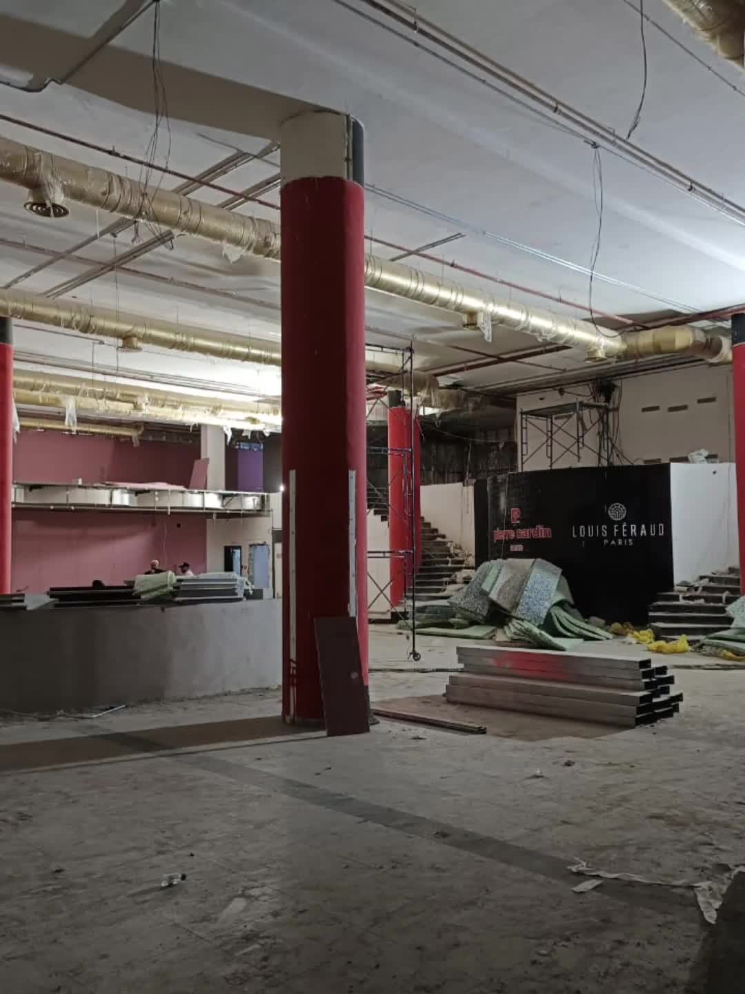 The Venue Before Execution | المكان قبل التنفيذ