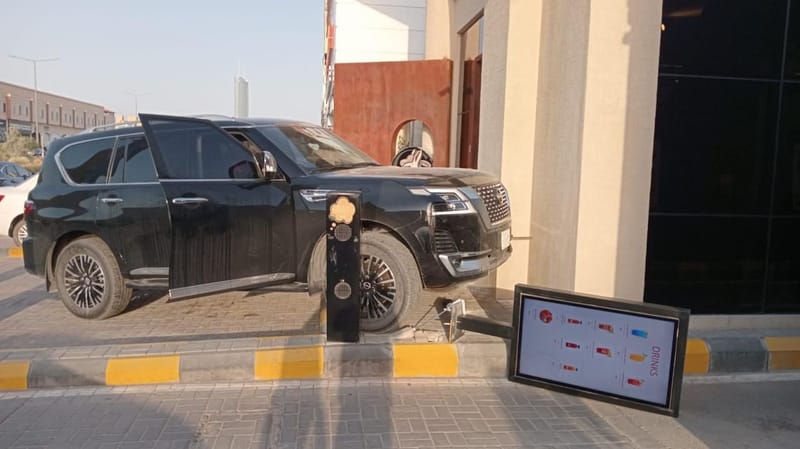 A Real Durability Test: A Drive-Thru Display Takes a Direct Vehicle Impact and Keeps Running