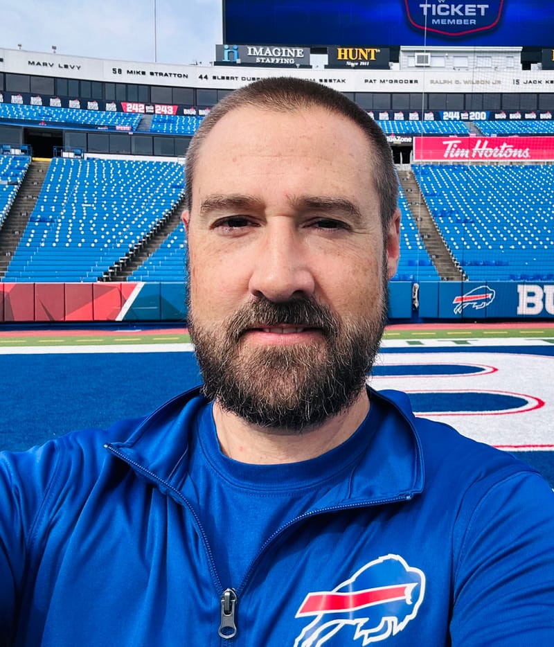 Zachary Liaros
