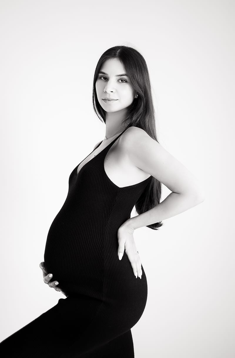 הריון בסטודיו\ בית הלקוח